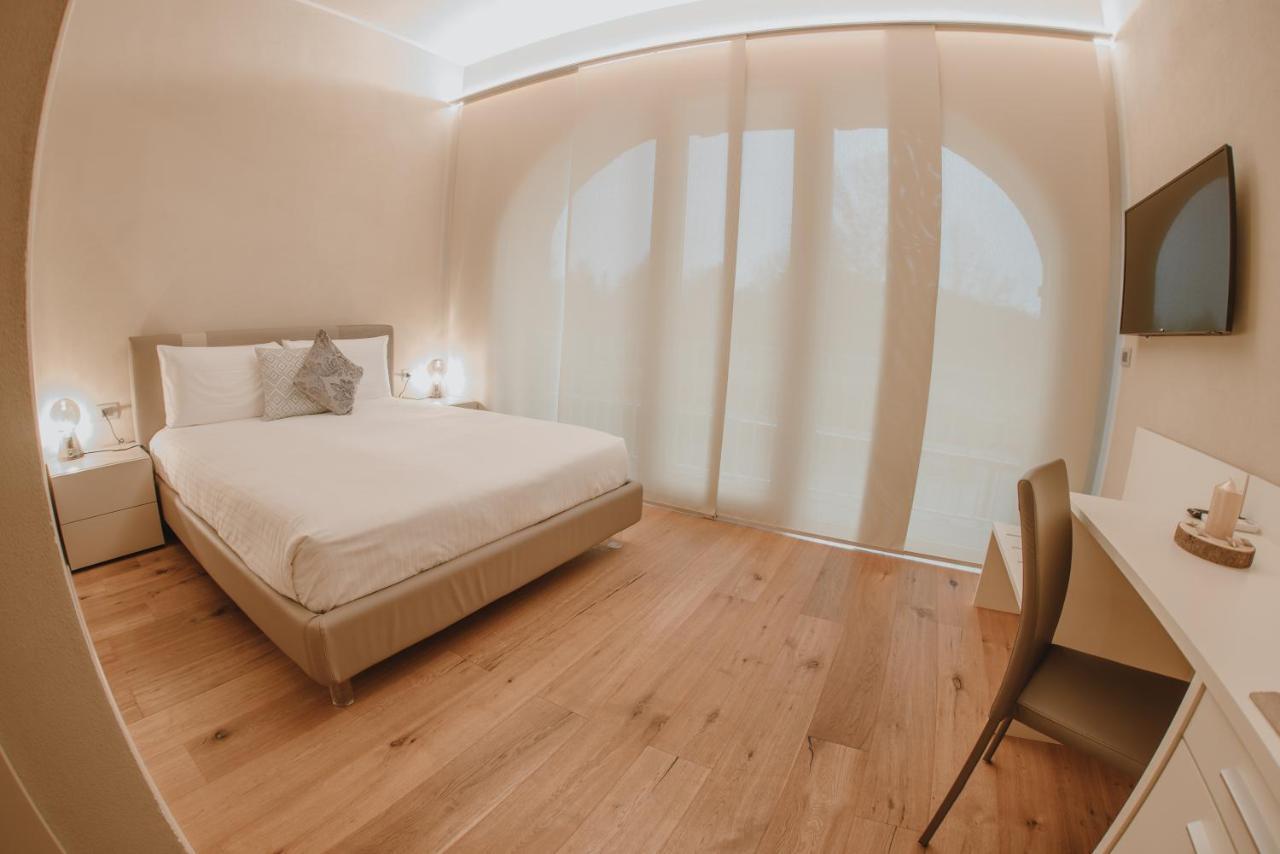 La Cascina Di Carlotta 1846 Agriturismo Alba  Eksteriør bilde